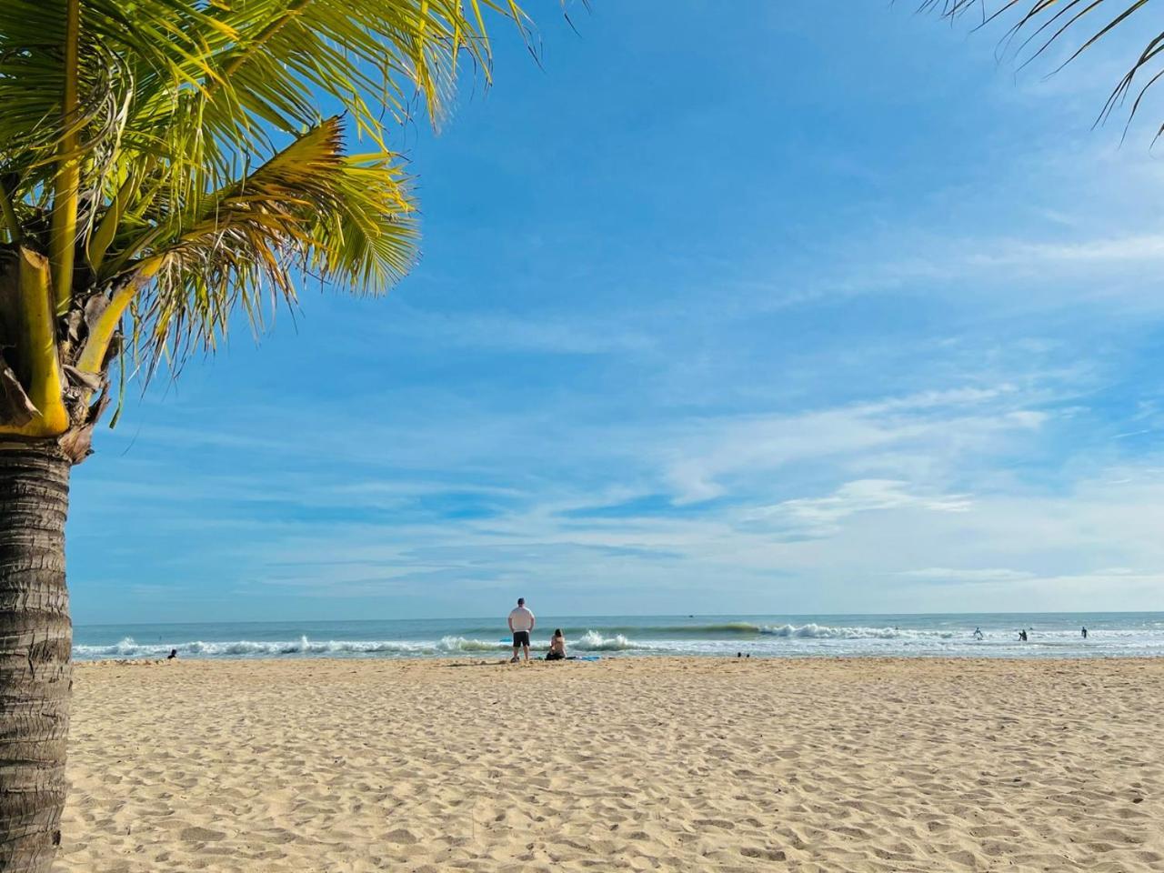 1 Seaview- 2 Gardenview 2Mins To The Beach - Luxury Condotel Phan Thiết Eksteriør billede