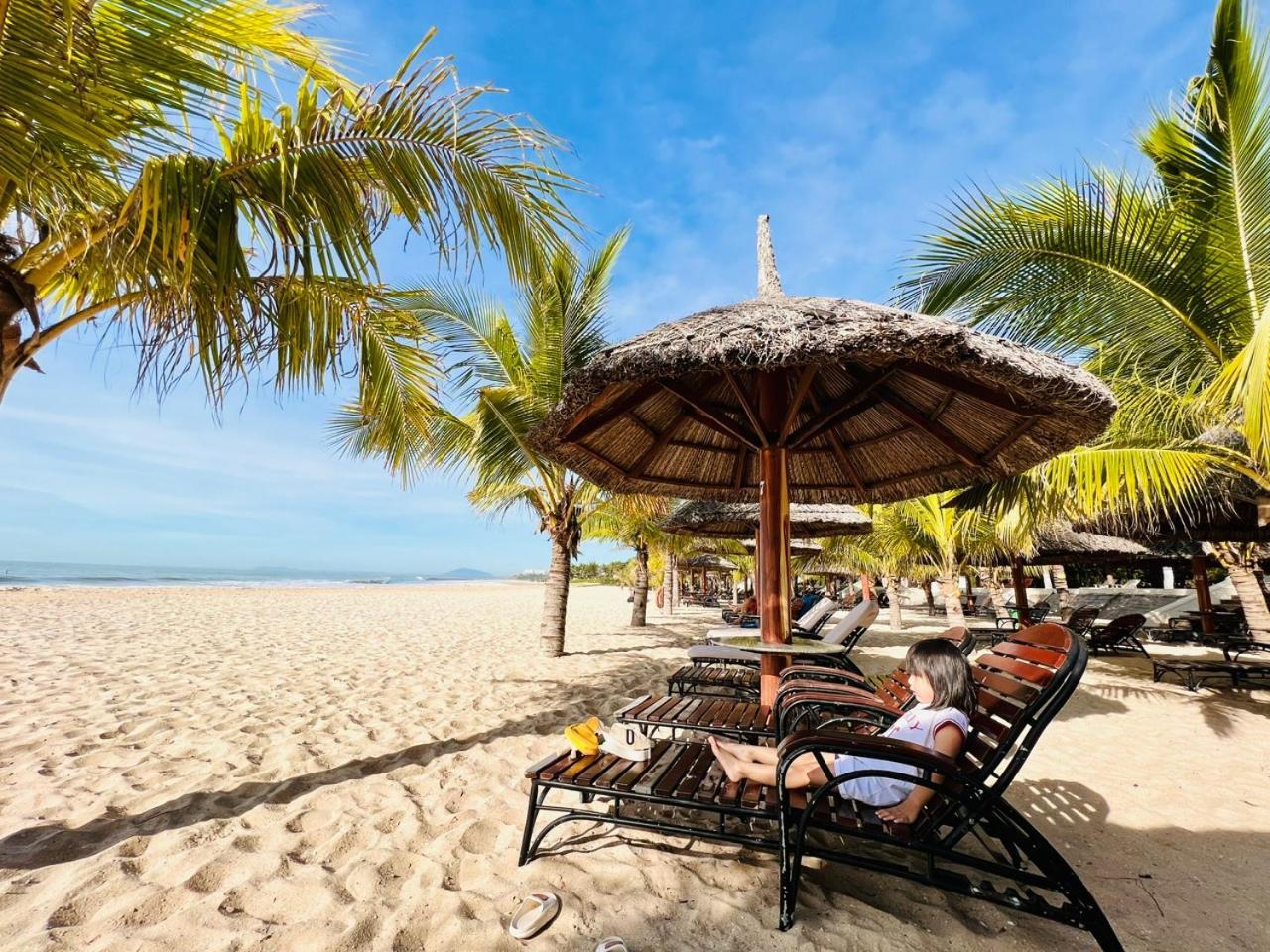 1 Seaview- 2 Gardenview 2Mins To The Beach - Luxury Condotel Phan Thiết Eksteriør billede